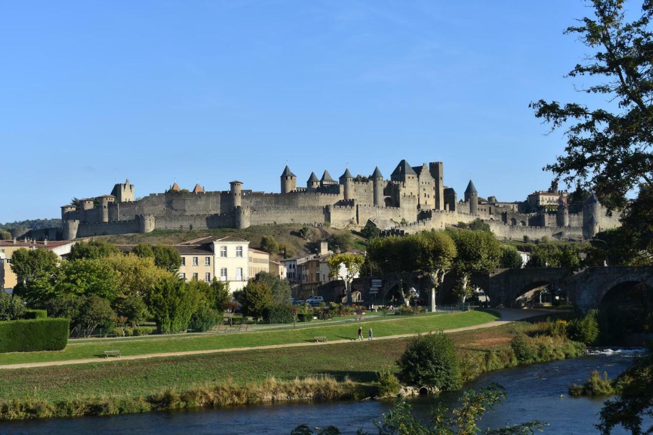 Les Gites De Laure - L'Or Vert, Appartement Avec Vue Sur Le Chateau, Parking Prive, Climatisation, Netflix, A 160 M De La Cite Medievale Carcassone Exterior photo